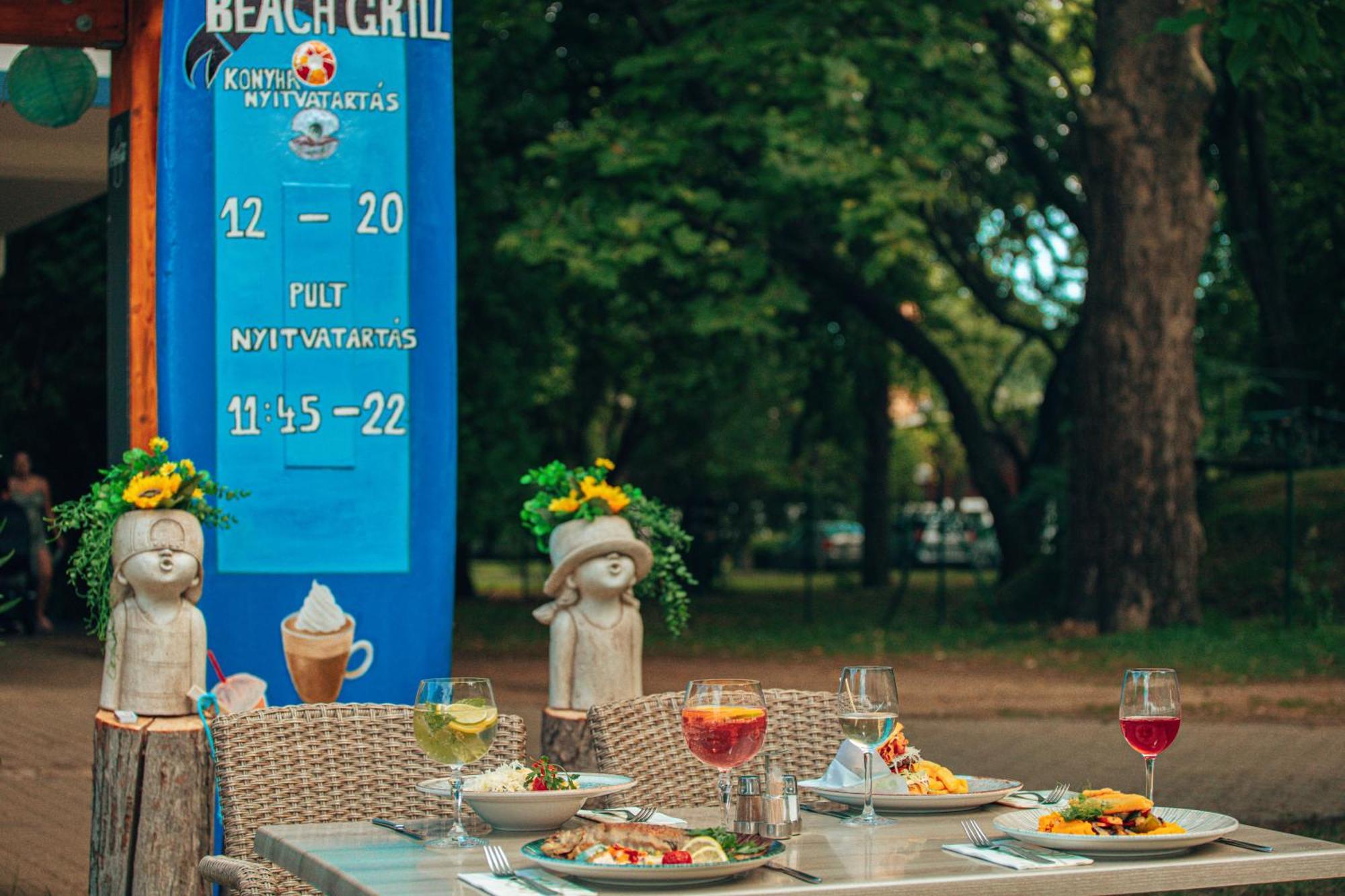 Hotel Club Tihany Exterior photo