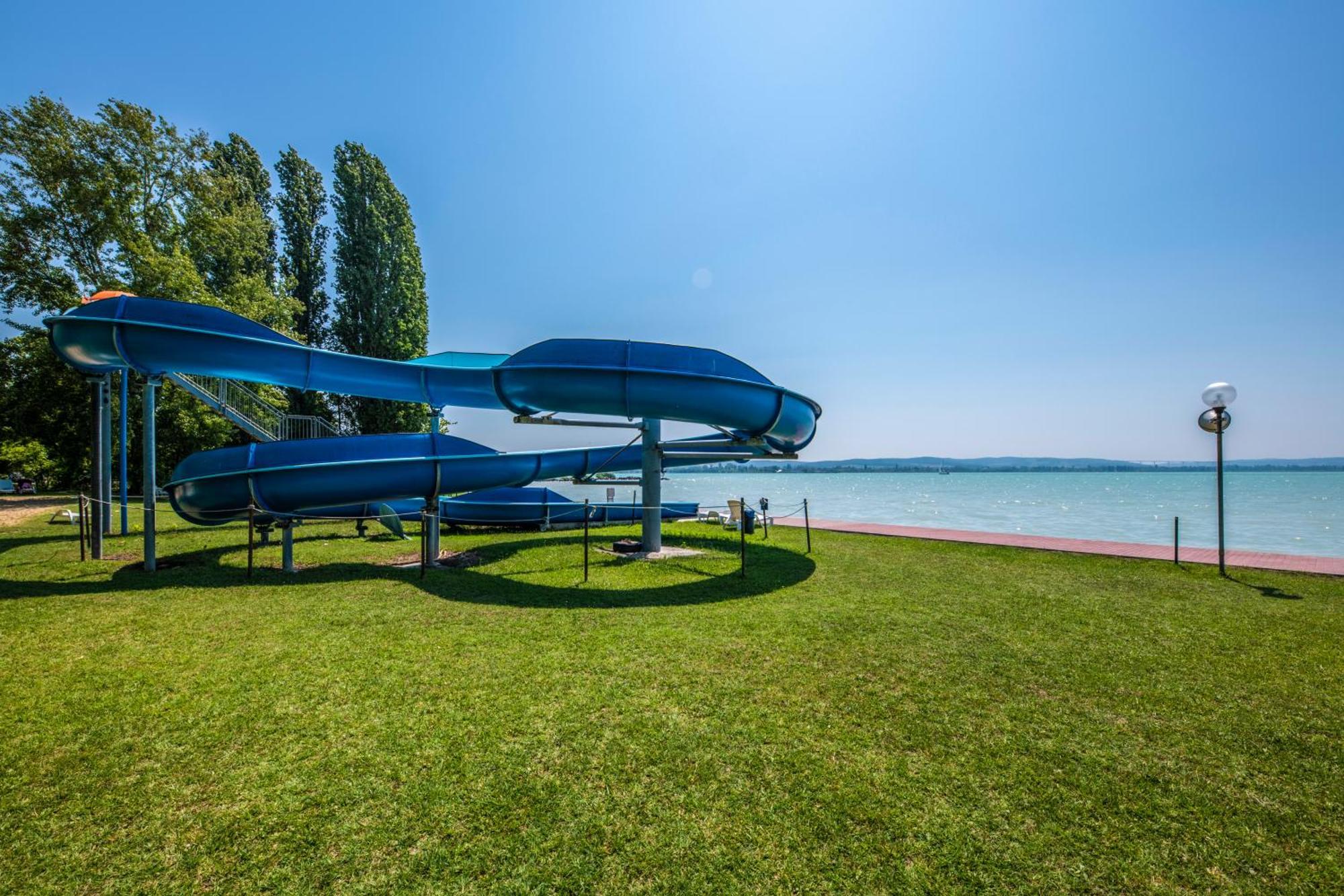Hotel Club Tihany Exterior photo
