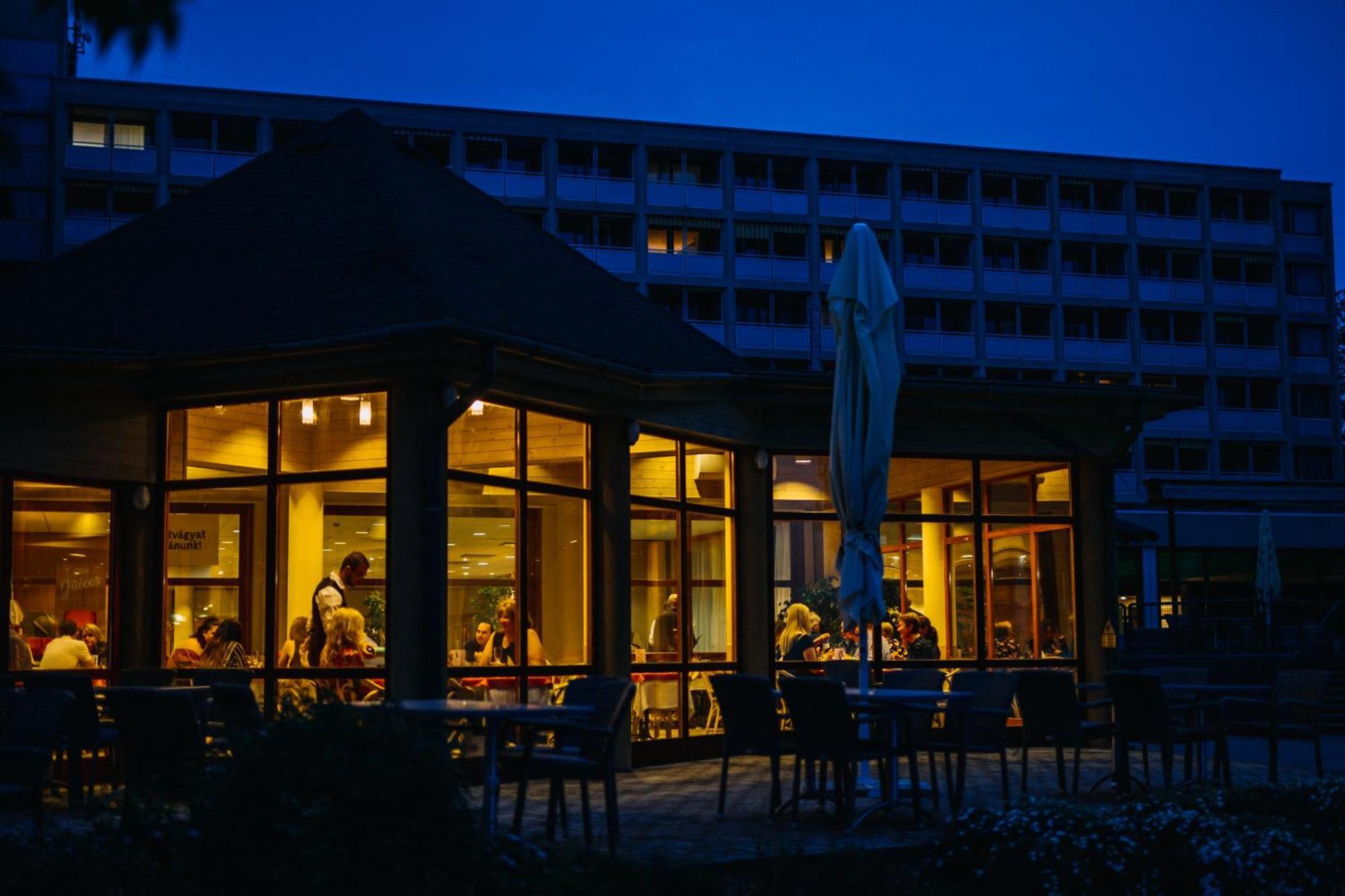 Hotel Club Tihany Exterior photo