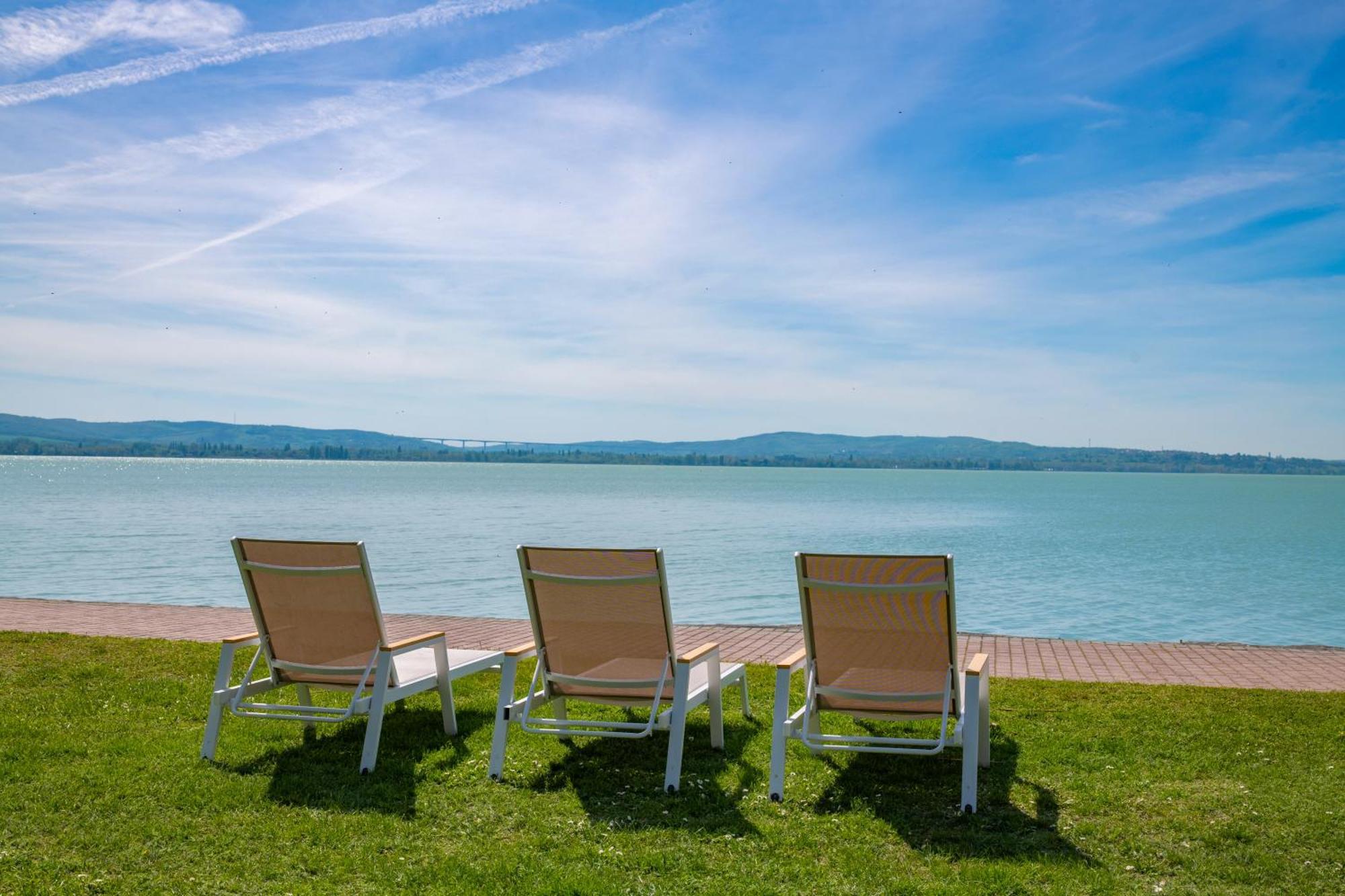 Hotel Club Tihany Exterior photo