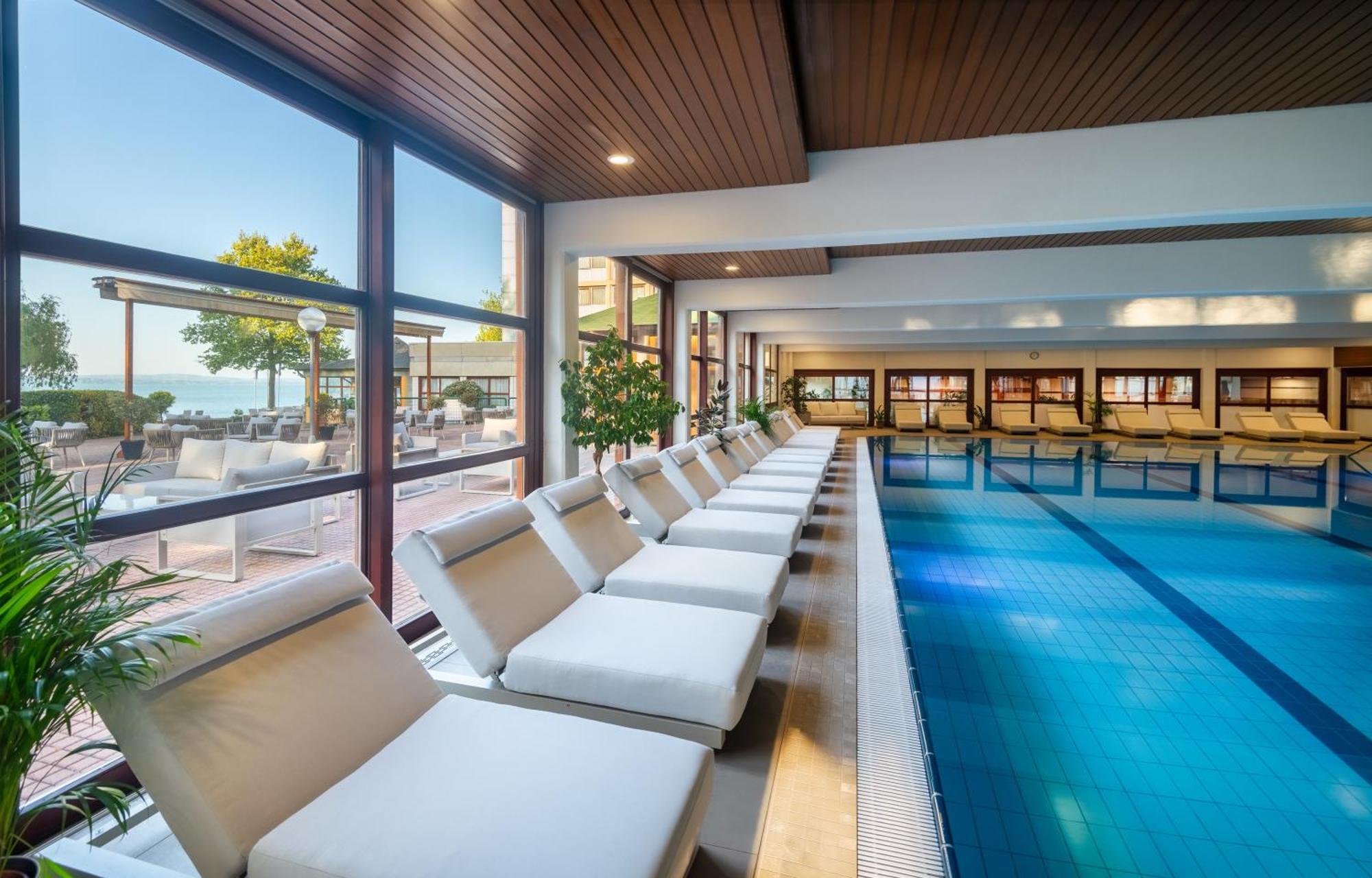 Hotel Club Tihany Exterior photo