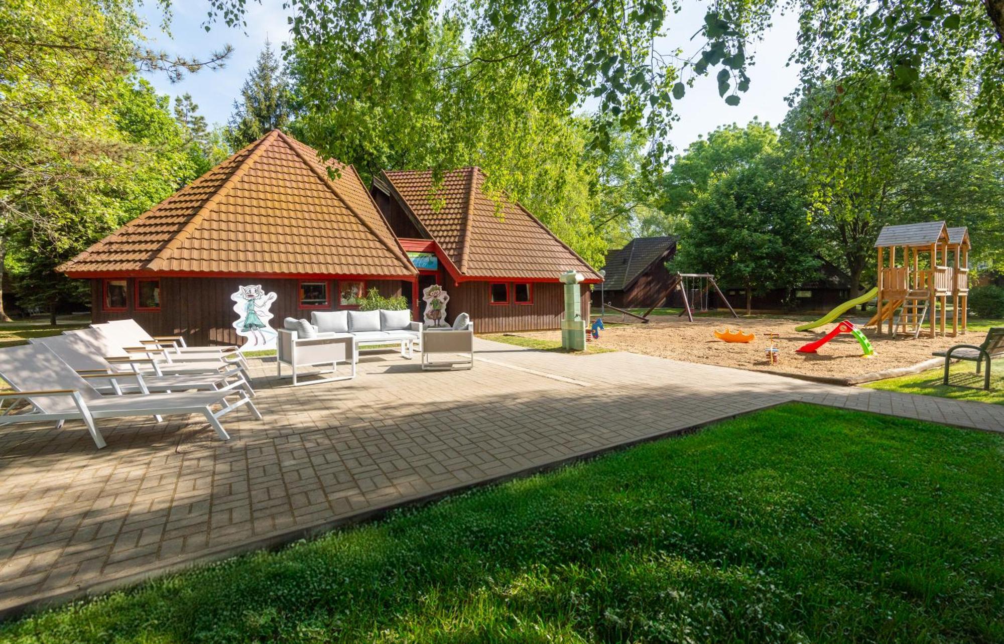 Hotel Club Tihany Exterior photo