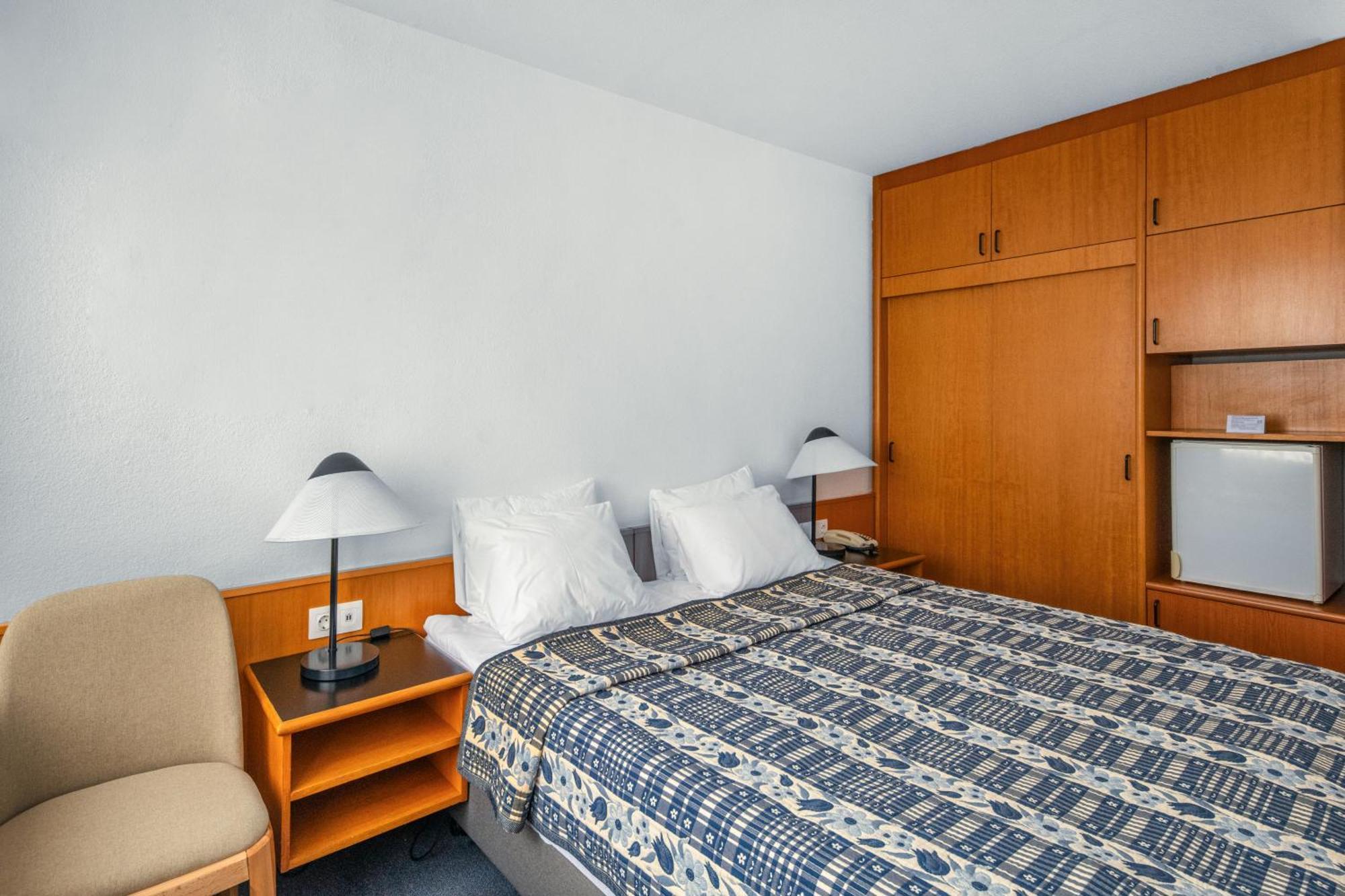 Hotel Club Tihany Exterior photo